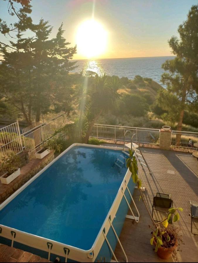 Villa'S Apartment On The Beach, Swimming Pool A/C Palermo Exteriör bild