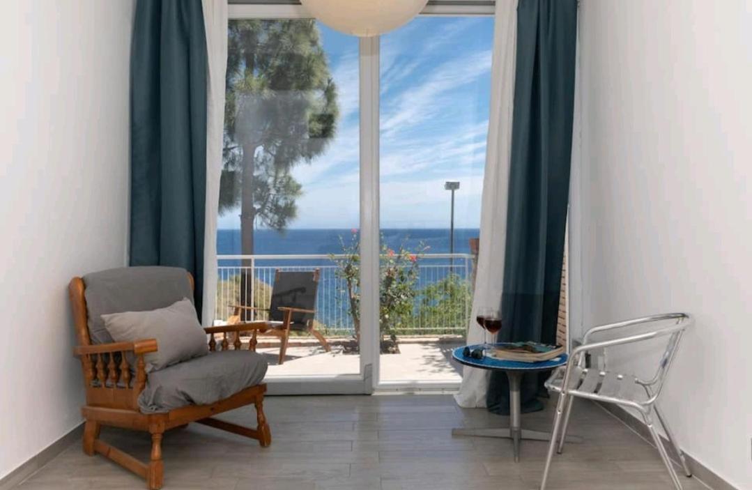 Villa'S Apartment On The Beach, Swimming Pool A/C Palermo Exteriör bild
