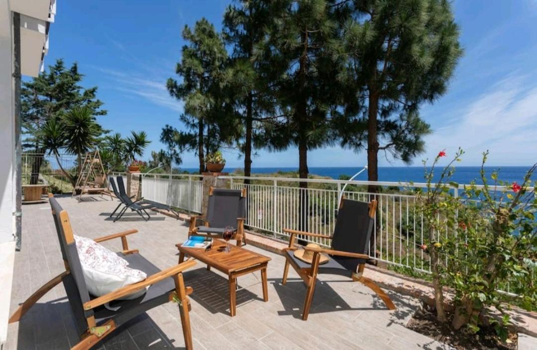 Villa'S Apartment On The Beach, Swimming Pool A/C Palermo Exteriör bild